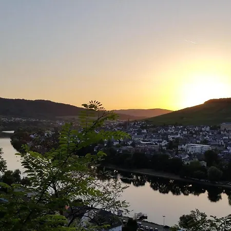 Sonnenlay - An Der Mosel Apartment *