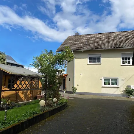 Mosel Sonnenlay Mit Terrasse Fuer Familien Gruppen * בראונברג